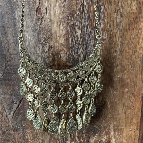 Lucky Brand Statement Necklace - Picture 4 of 6